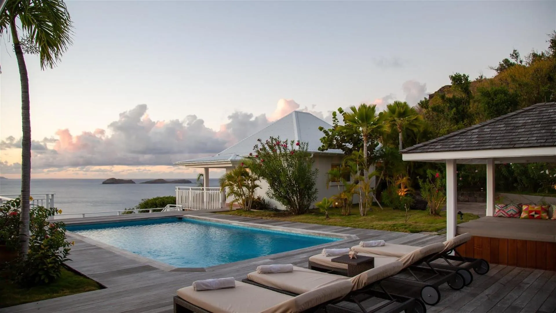 Villa With Beautiful Tropical Garden St. Barthelemy Saint Barthélemy
