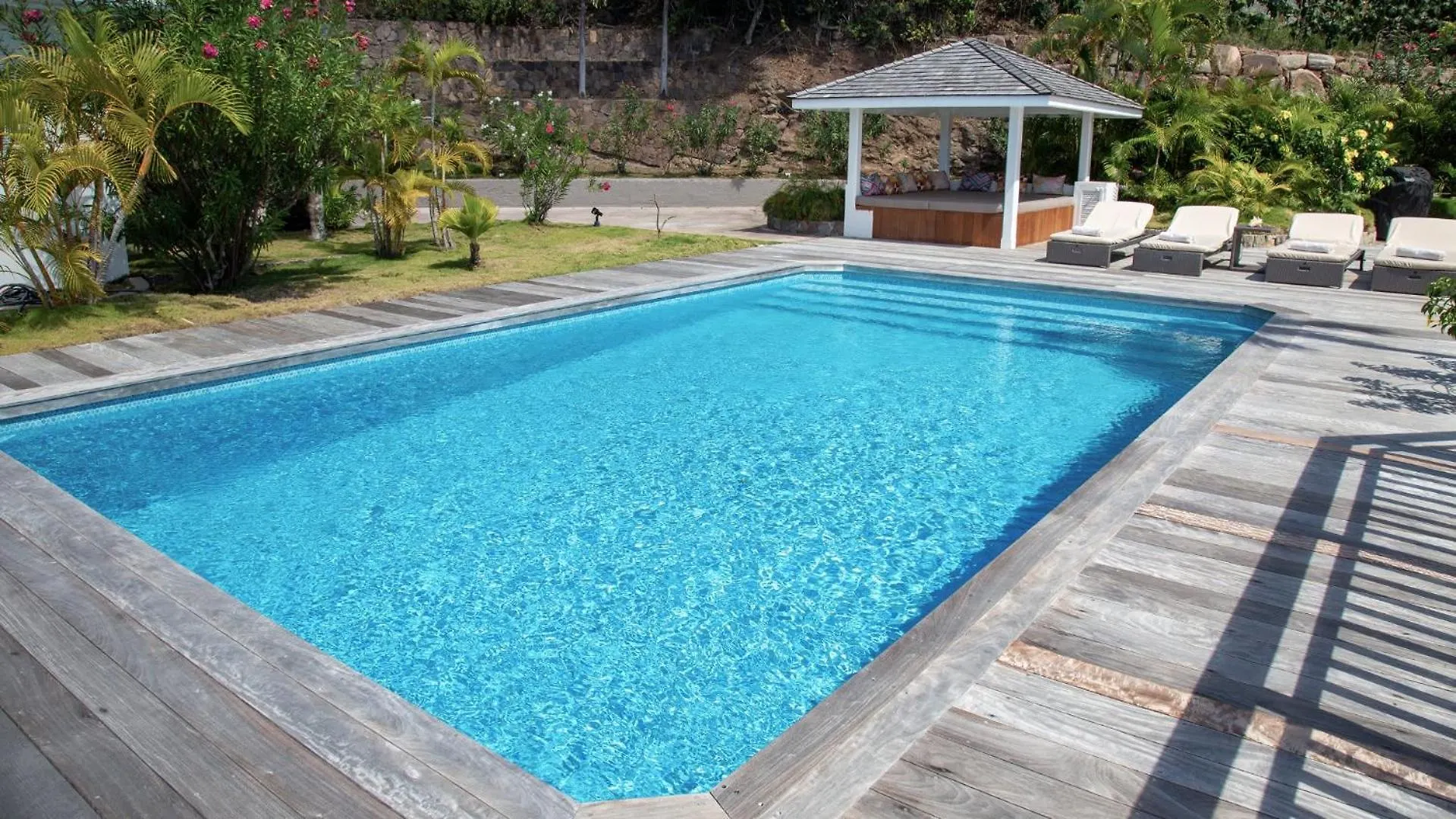 Villa With Beautiful Tropical Garden St. Barthelemy Saint Barthélemy