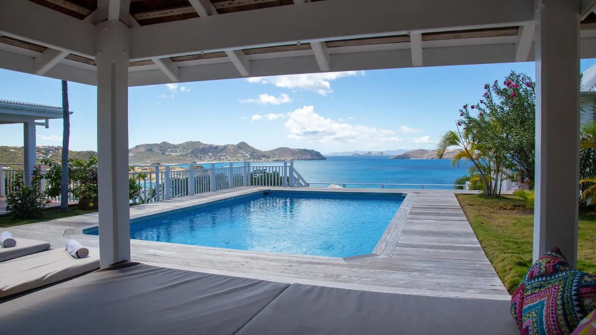 Villa With Beautiful Tropical Garden St. Barthelemy
