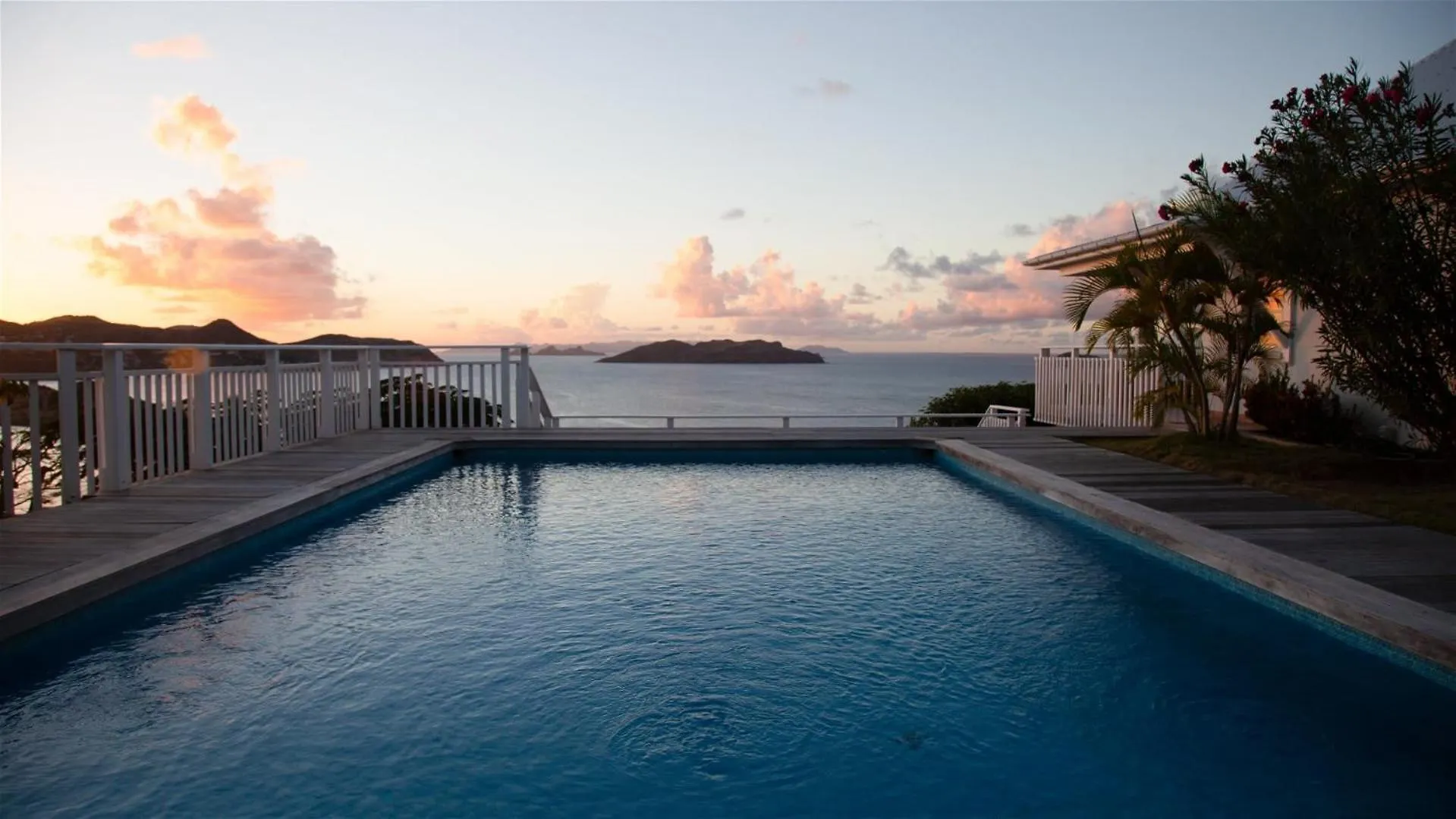 Villa With Beautiful Tropical Garden St. Barthelemy