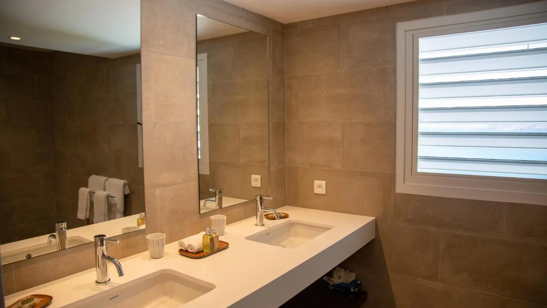 Villa With Beautiful Tropical Garden St. Barthelemy Saint-Barthélemy